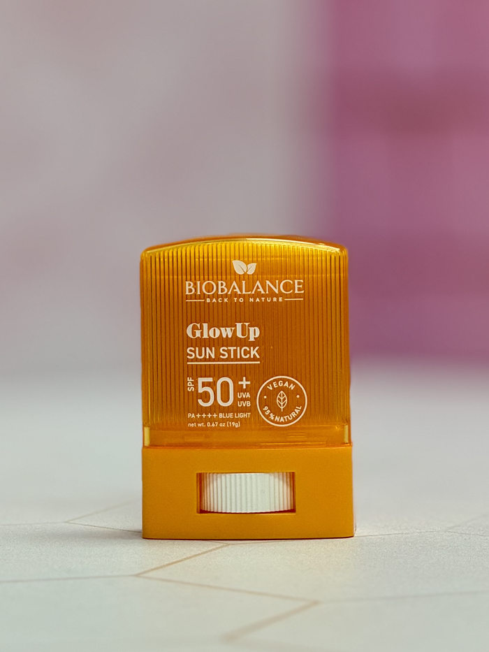 ضدآفتاب استیکی بیوبالانس Glow Up SPF50+ ضدآفتاب استیکی بیوبالانس Glow Up SPF50+